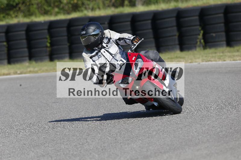 /Archiv-2025/49 26.08.2025 Cornu Master School ADR/blau-bleu/41